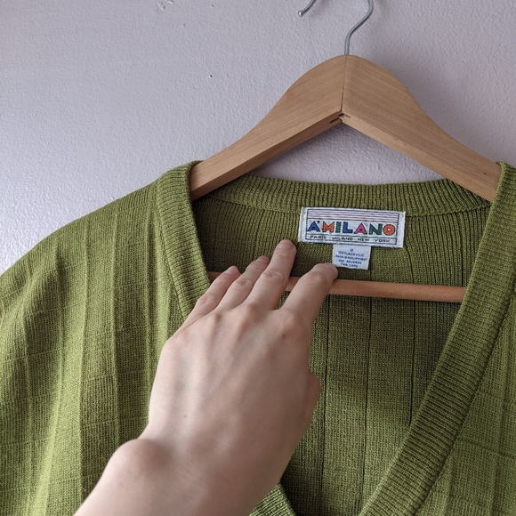 Vintage Grid Sweater Vest - Picture 3 of 4